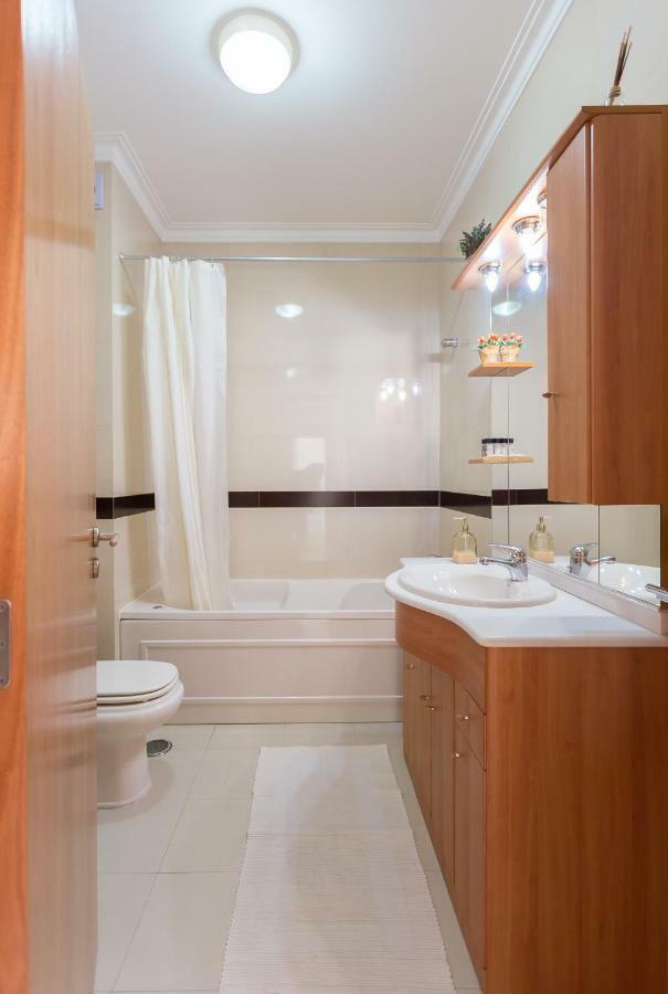 Apartamento Praia Sao Martinho Do Porto Εξωτερικό φωτογραφία